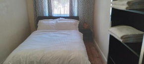 Lovely 1 bedroom apartment with garden